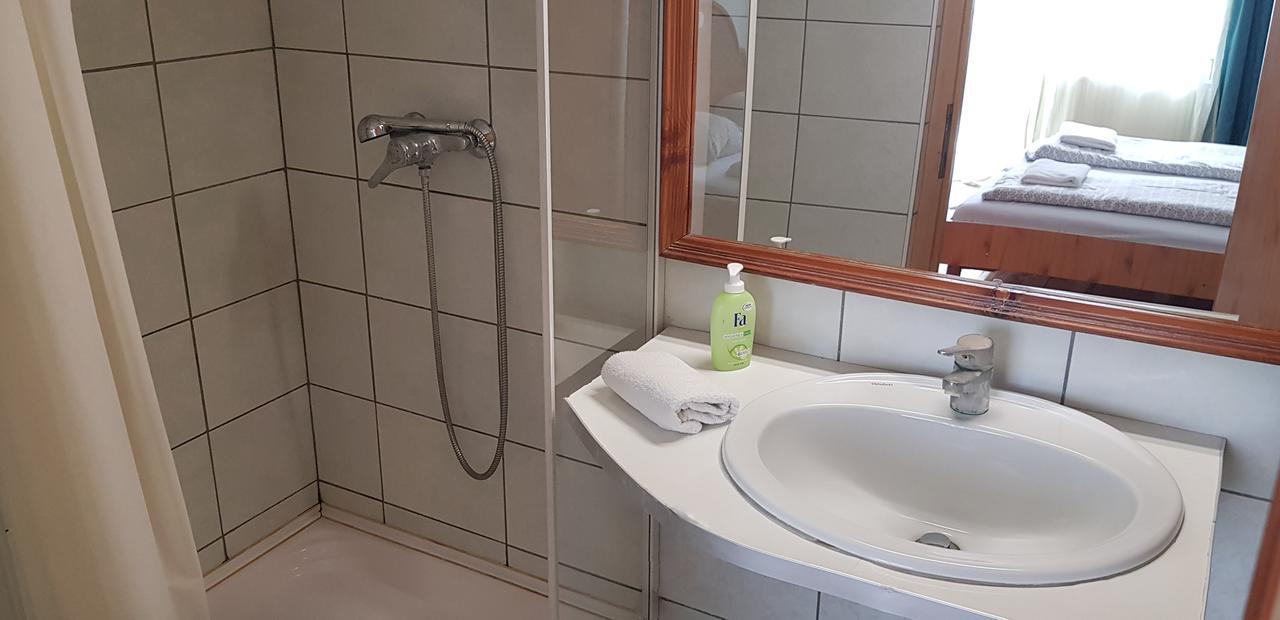 Hotel Paár Szieszta Győr Esterno foto
