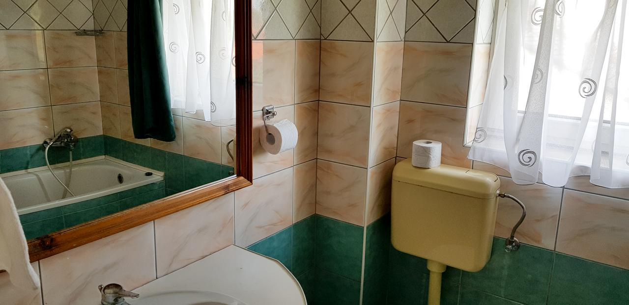 Hotel Paár Szieszta Győr Esterno foto